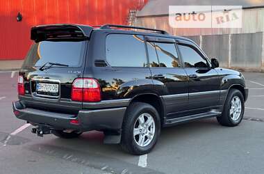 Внедорожник / Кроссовер Lexus LX 1999 в 