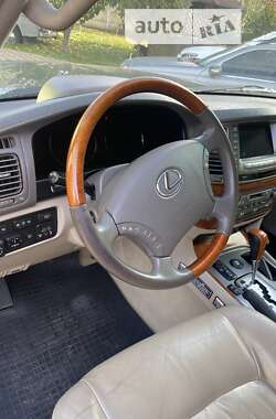Внедорожник / Кроссовер Lexus LX 2005 в Луцке