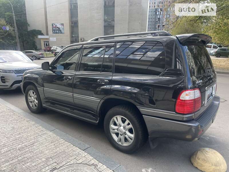 Внедорожник / Кроссовер Lexus LX 2005 в Луцке