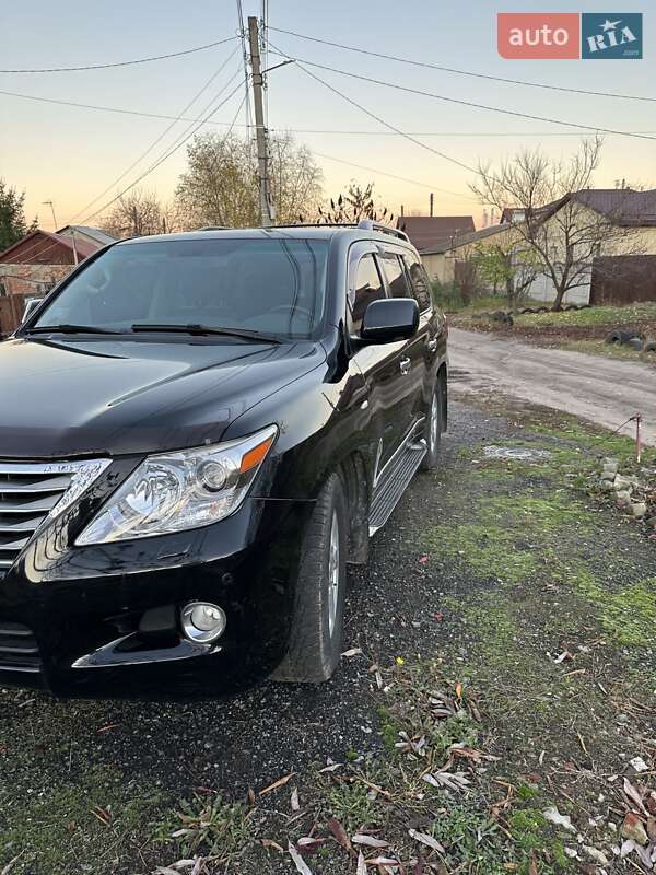Позашляховик / Кросовер Lexus LX 2008 в Харкові