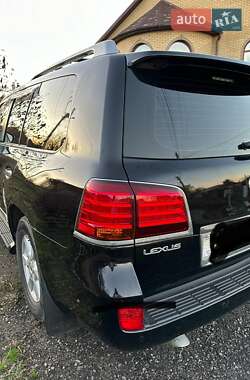 Внедорожник / Кроссовер Lexus LX 2008 в 