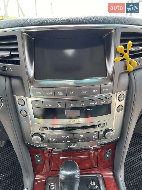 Внедорожник / Кроссовер Lexus LX 2008 в Львове