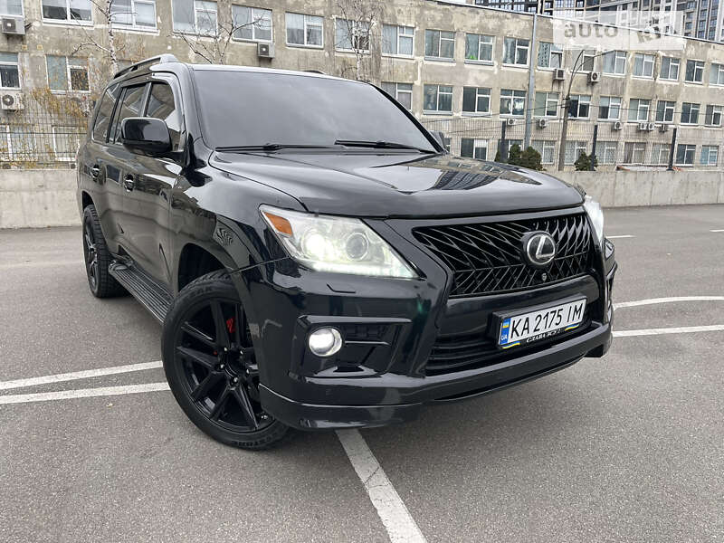 Внедорожник / Кроссовер Lexus LX 2008 в Киеве