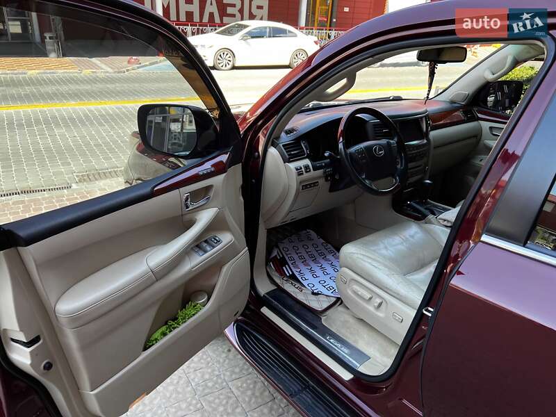 Внедорожник / Кроссовер Lexus LX 2008 в Львове