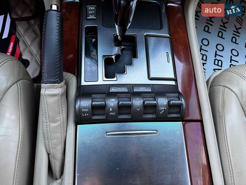 Внедорожник / Кроссовер Lexus LX 2008 в Львове