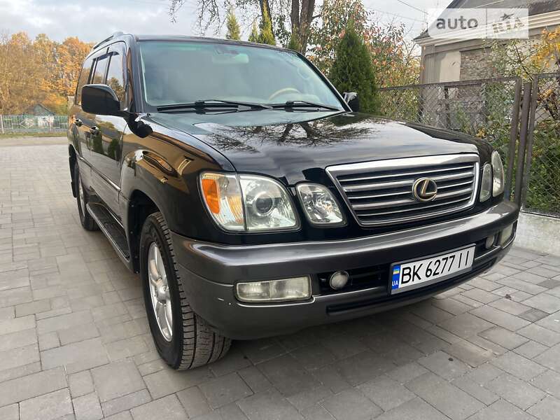 Внедорожник / Кроссовер Lexus LX 2003 в Ровно