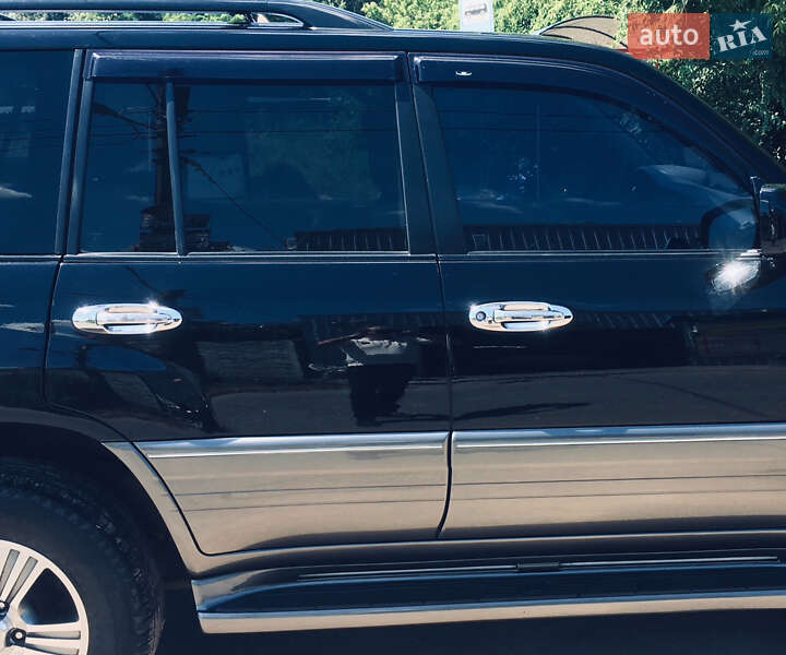 Позашляховик / Кросовер Lexus LX 2005 в Києві