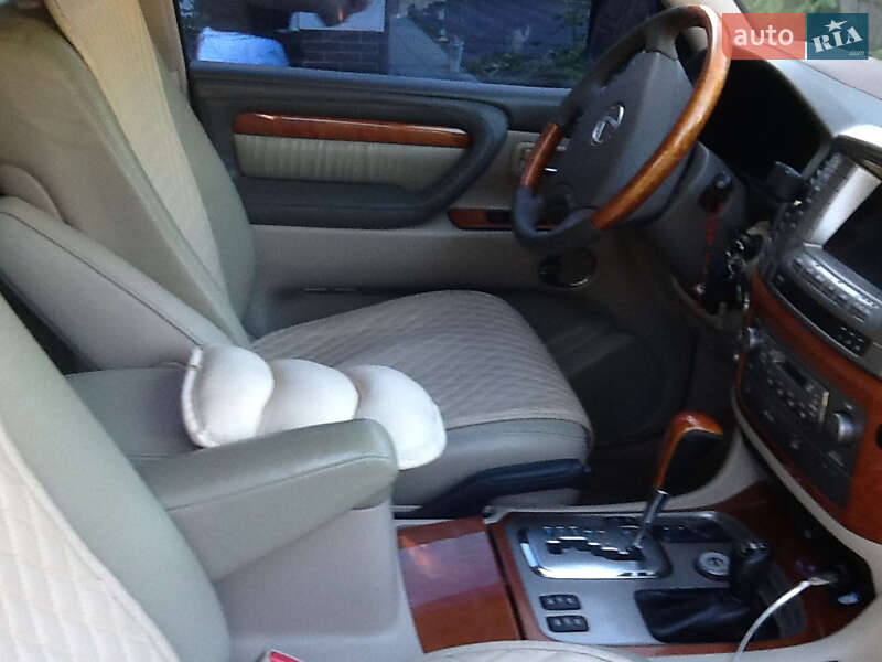Позашляховик / Кросовер Lexus LX 2005 в Києві