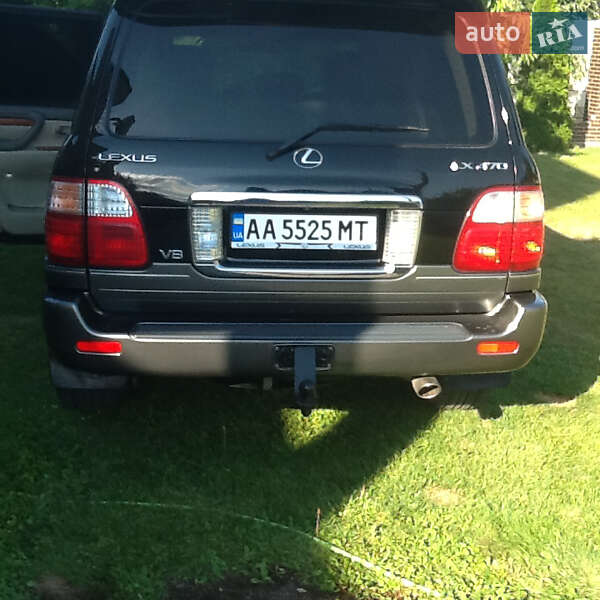 Позашляховик / Кросовер Lexus LX 2005 в Києві