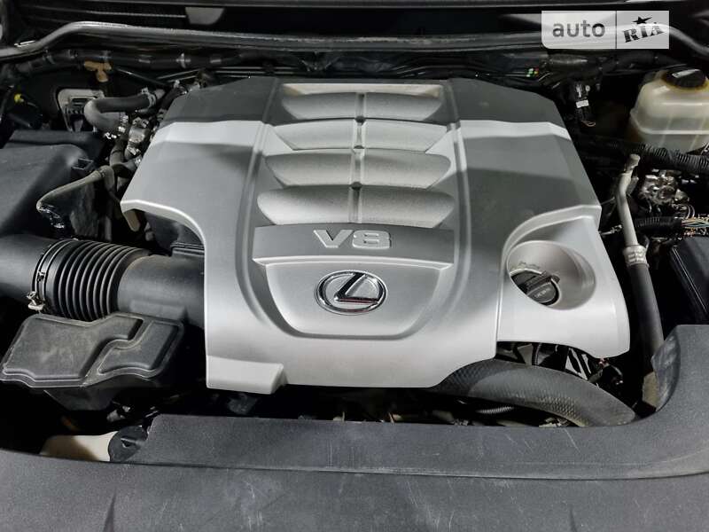 Позашляховик / Кросовер Lexus LX 2016 в Чернівцях фото 41 Позашляховик / Кросовер Lexus LX 2016 в Чернівцях