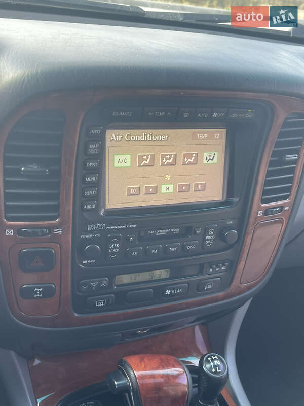 Позашляховик / Кросовер Lexus LX 2002 в Львові