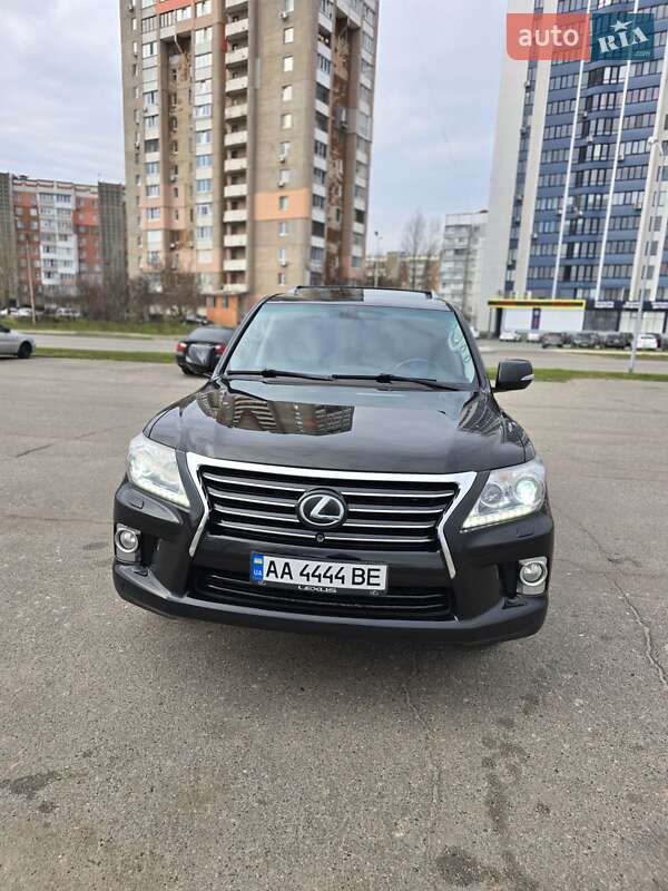 Позашляховик / Кросовер Lexus LX 2008 в Черкасах