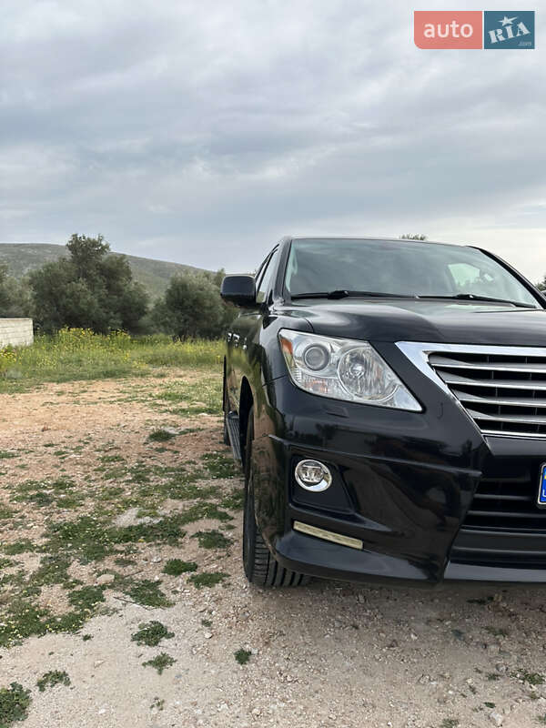 Внедорожник / Кроссовер Lexus LX 2011 в Черноморске фото 4 Внедорожник / Кроссовер Lexus LX 2011 в Черноморске