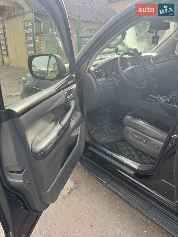 Внедорожник / Кроссовер Lexus LX 2010 в Измаиле фото 11 Внедорожник / Кроссовер Lexus LX 2010 в Измаиле