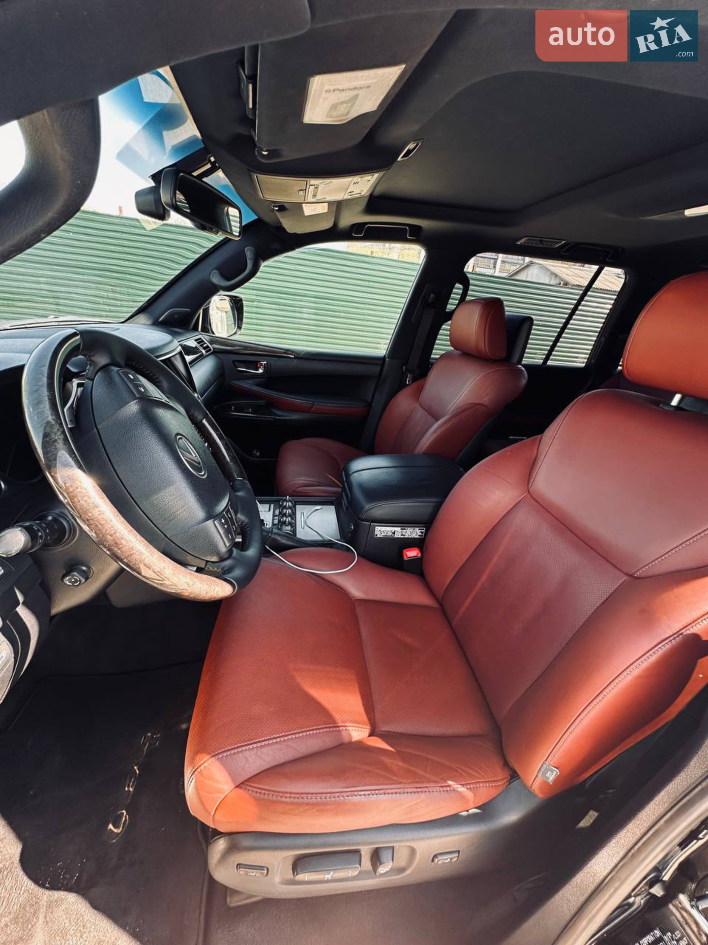 2015 Lexus LX - мініатюра 9