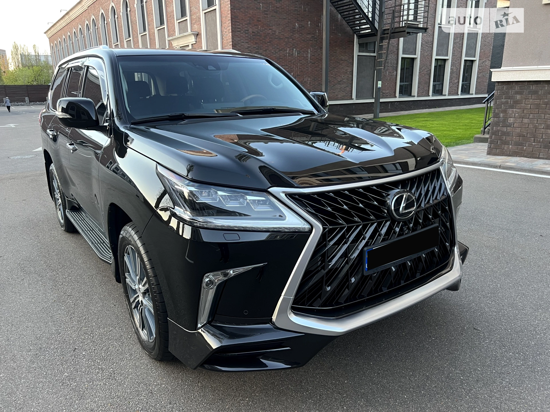 2017 Lexus LX - мініатюра 10