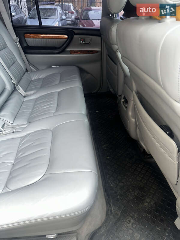 Позашляховик / Кросовер Lexus LX 2007 в Києві