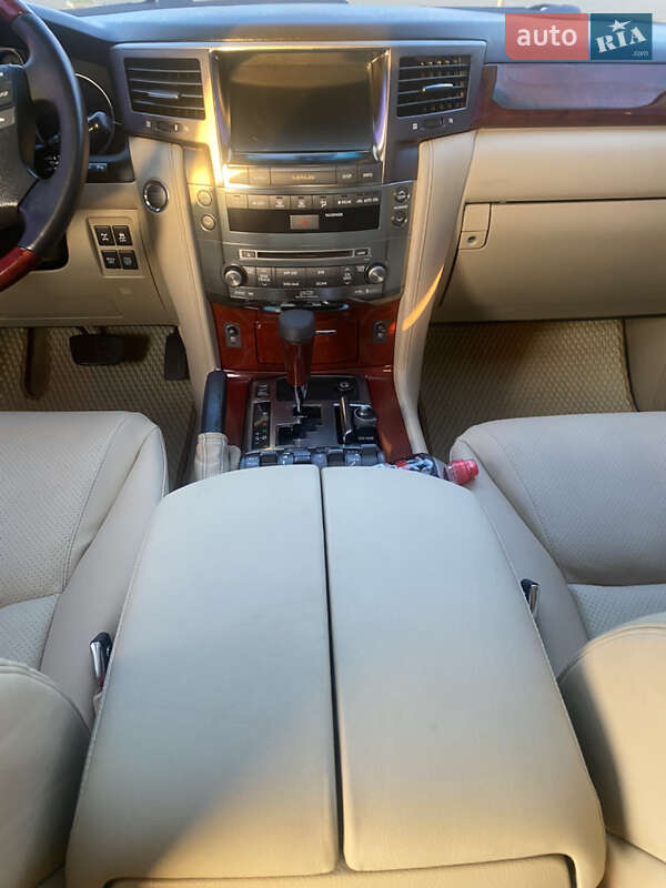 Внедорожник / Кроссовер Lexus LX 2008 в Одессе фото 27 Внедорожник / Кроссовер Lexus LX 2008 в Одессе