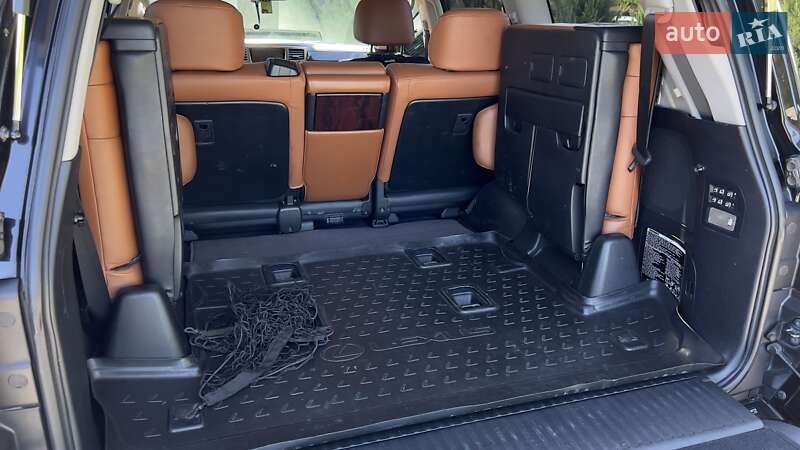 Внедорожник / Кроссовер Lexus LX 2011 в Днепре