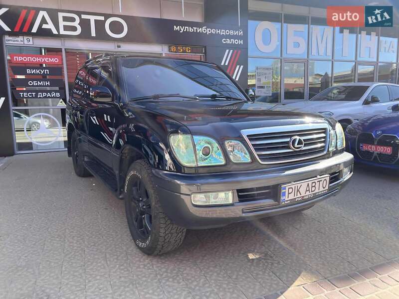 Позашляховик / Кросовер Lexus LX 2004 в Львові