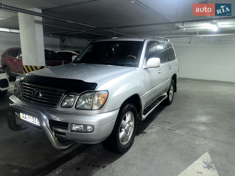 Позашляховик / Кросовер Lexus LX 2007 в Києві