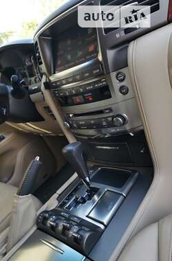 Внедорожник / Кроссовер Lexus LX 2010 в Киеве