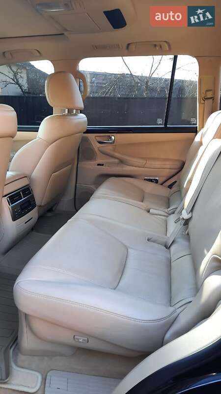 Позашляховик / Кросовер Lexus LX 2011 в Івано-Франківську