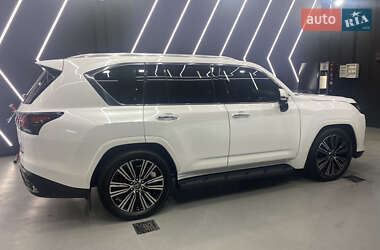 Внедорожник / Кроссовер Lexus LX 2022 в 