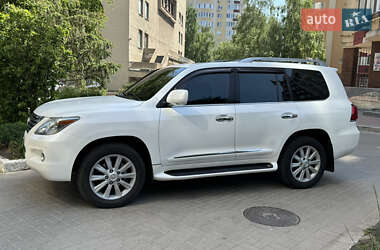 Внедорожник / Кроссовер Lexus LX 2008 в Черкассах