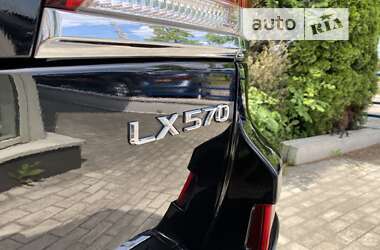 Позашляховик / Кросовер Lexus LX 2013 в Рівному