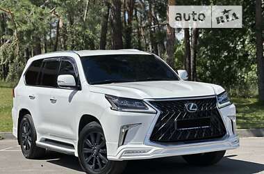 Позашляховик / Кросовер Lexus LX 2017 в Києві