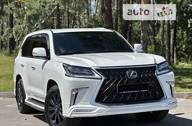 Позашляховик / Кросовер Lexus LX 2017 в Києві