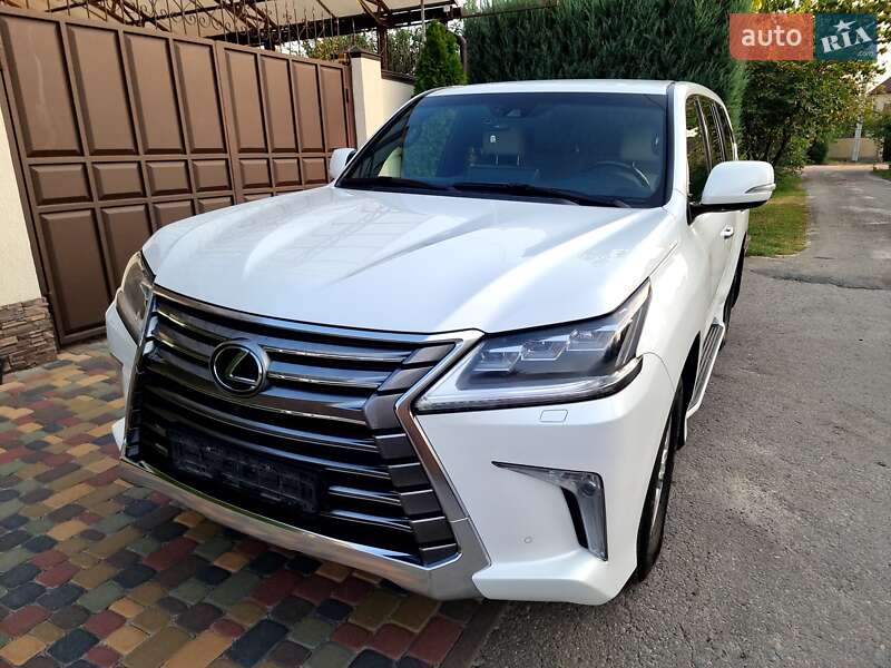 Lexus LX 2017