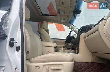Внедорожник / Кроссовер Lexus LX 2013 в 