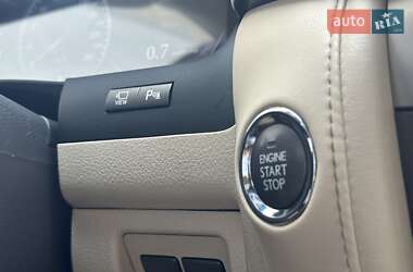 Внедорожник / Кроссовер Lexus LX 2013 в 