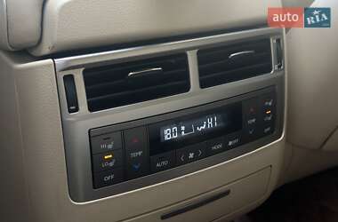 Внедорожник / Кроссовер Lexus LX 2013 в 