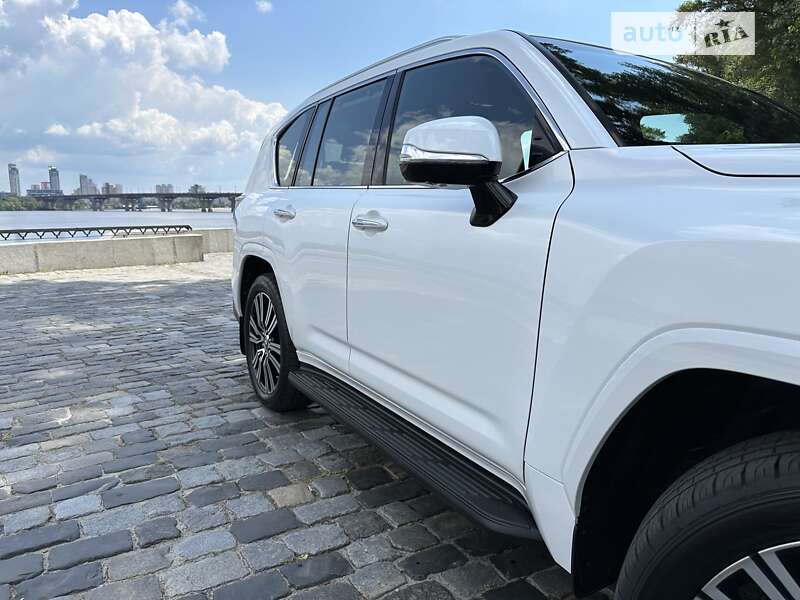Внедорожник / Кроссовер Lexus LX 2022 в Киеве