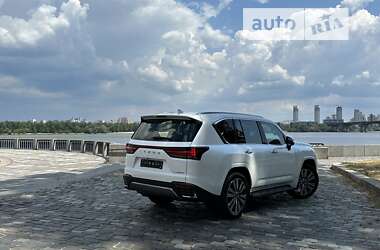 Внедорожник / Кроссовер Lexus LX 2022 в 