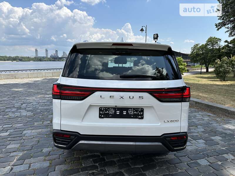 Позашляховик / Кросовер Lexus LX 2022 в Києві