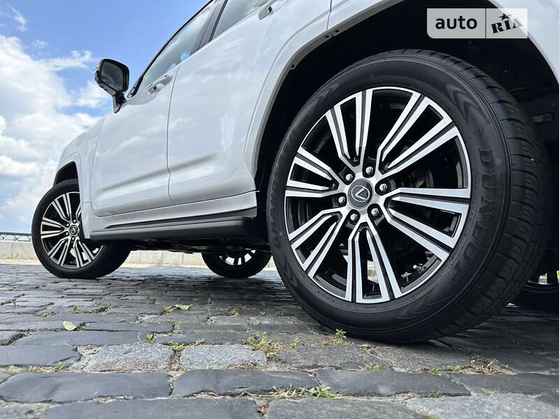 Позашляховик / Кросовер Lexus LX 2022 в Києві