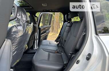 Внедорожник / Кроссовер Lexus LX 2022 в 