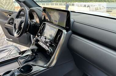 Внедорожник / Кроссовер Lexus LX 2022 в 