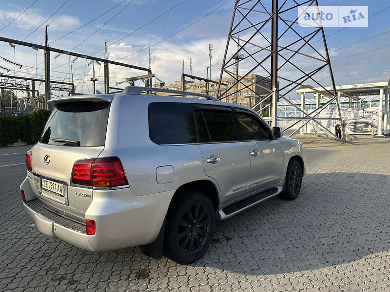 Позашляховик / Кросовер Lexus LX 2008 в Чернівцях