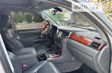 Внедорожник / Кроссовер Lexus LX 2008 в 