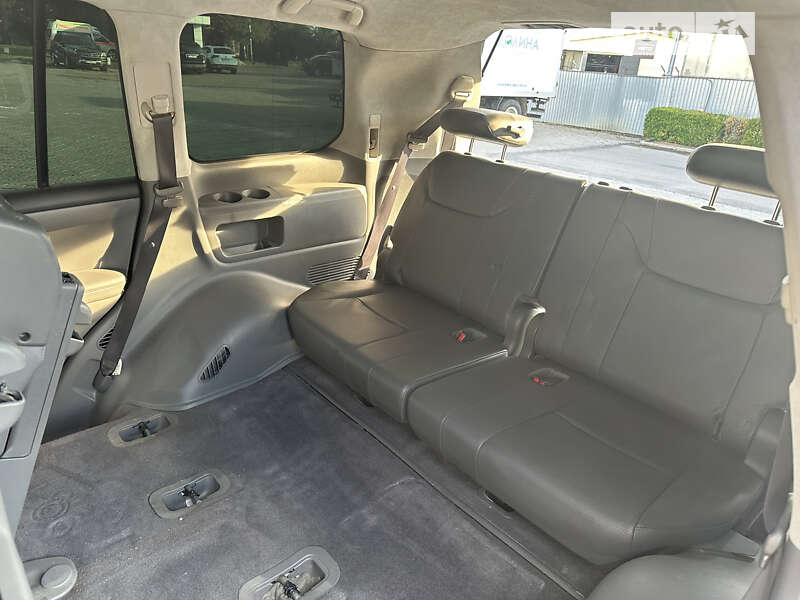 Позашляховик / Кросовер Lexus LX 2008 в Чернівцях