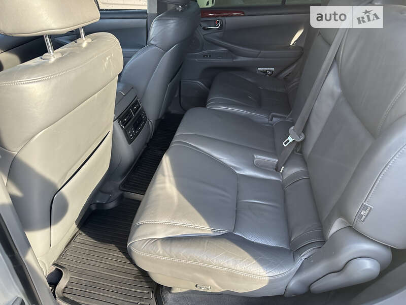 Позашляховик / Кросовер Lexus LX 2008 в Чернівцях