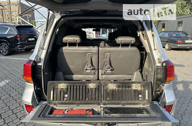 Внедорожник / Кроссовер Lexus LX 2008 в 
