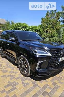 Позашляховик / Кросовер Lexus LX 2016 в Харкові