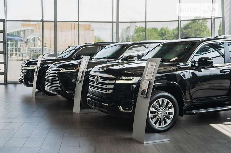 Внедорожник / Кроссовер Lexus LX 2024 в Днепре