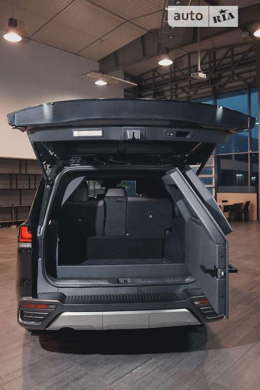 Внедорожник / Кроссовер Lexus LX 2024 в Днепре